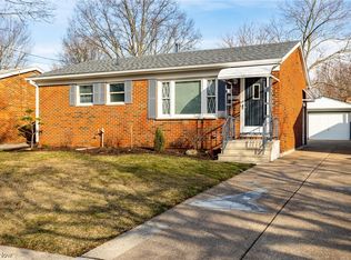 850 Livermore Ln, Elyria, OH