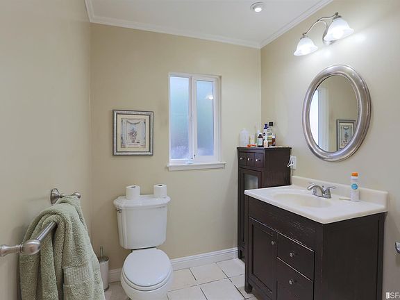 5th image of 2644 Monterey St