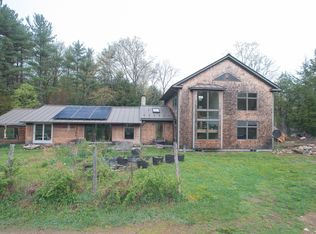 245 Lockes Village Rd, Wendell, MA 01379