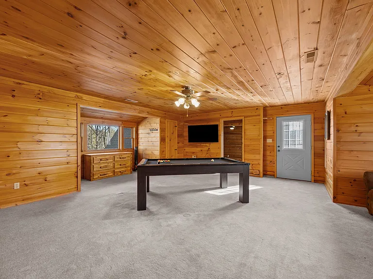 40 Chambers Dr — Photo 25