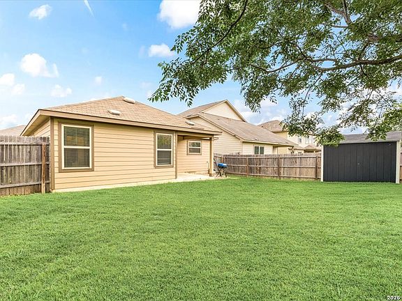 4th image of 5911 Bridle Bend