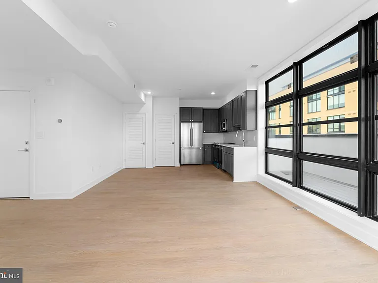 1417 Belmont St NW #P503 — Photo 3