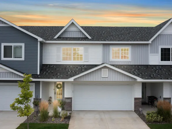 8634 Gateway Cir, Monticello, MN 55362