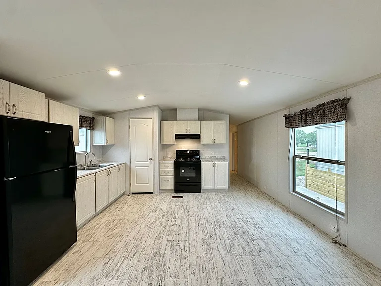 2301 SW Sheridan Rd — Photo 7