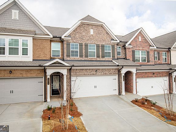 2nd image of 1092 Edwin Ln