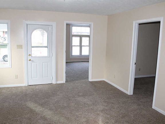 4th image of 703 Binford St