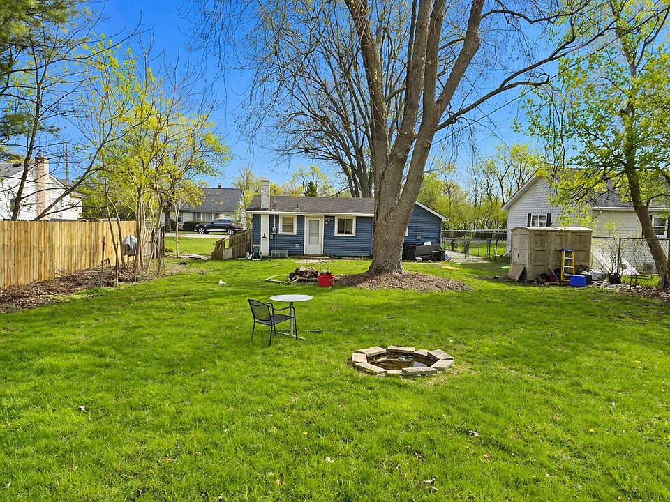 2nd image of 37854 N Harper Ave