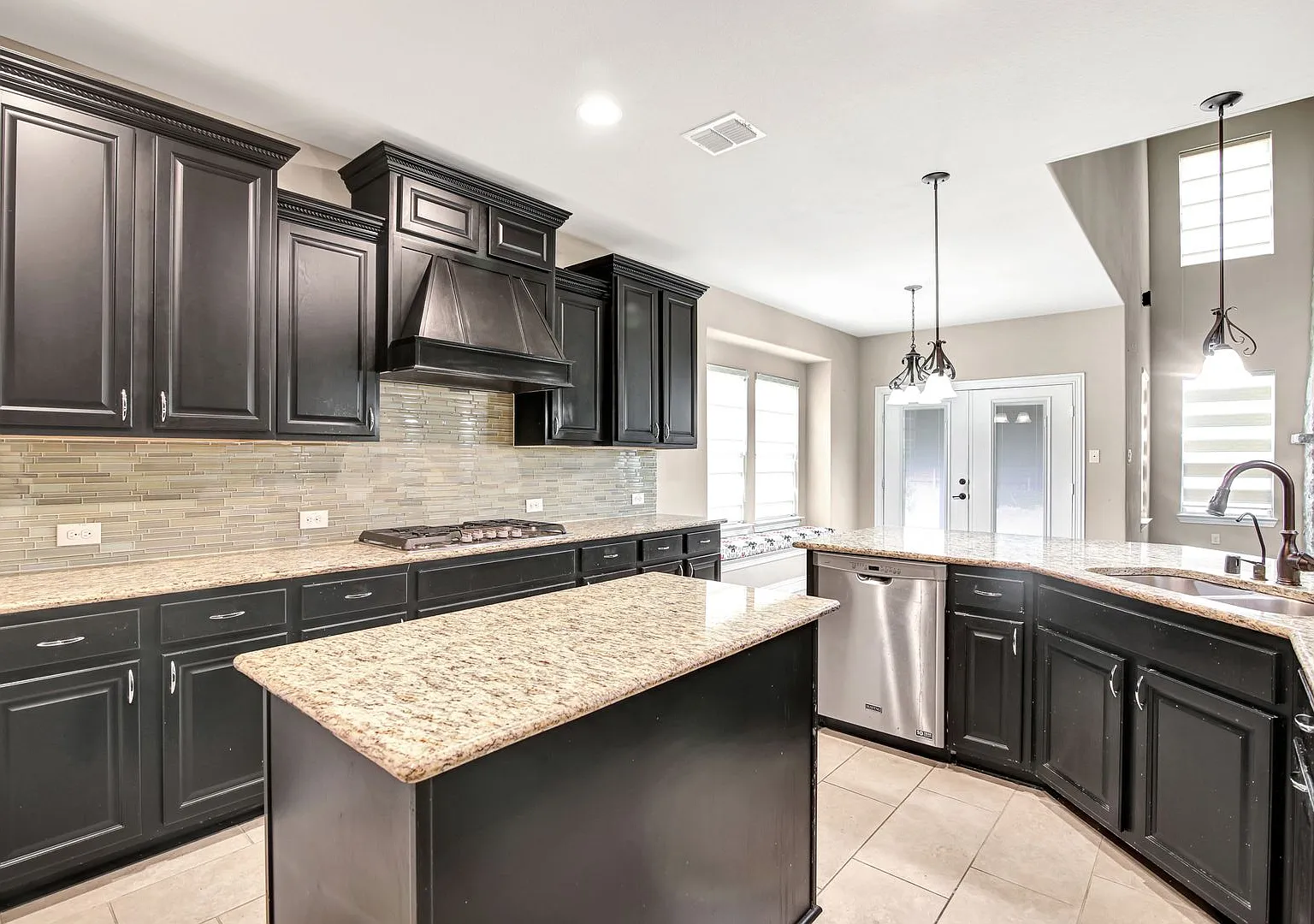 Luxury in Frisco — Photo 3
