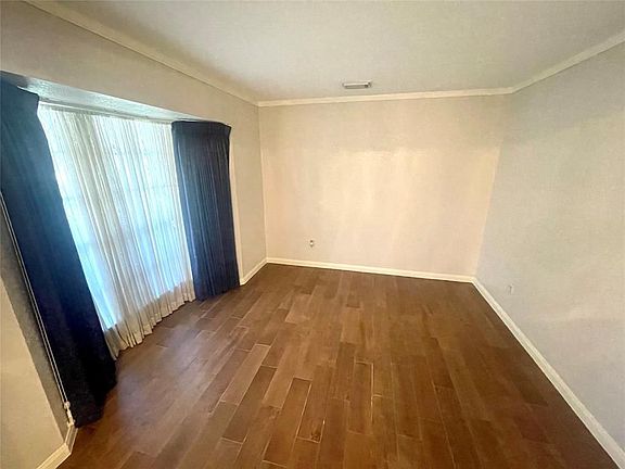 3rd image of 10738 Sagewind Dr