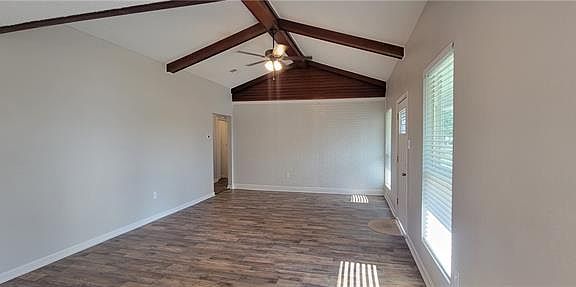 4th image of 8009 Karen St