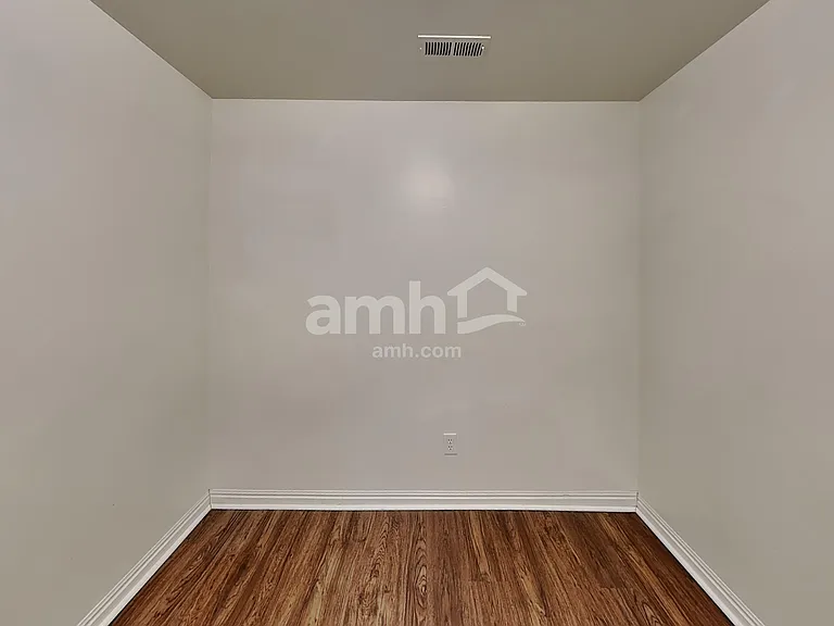 385 W Pommell Dr — Photo 20