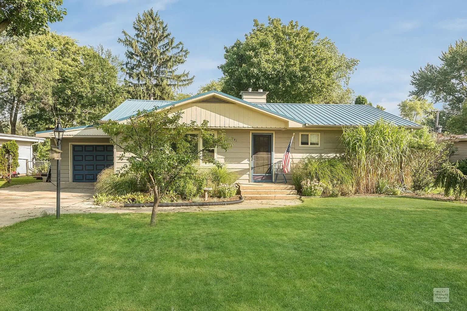 1341 Plum St photo 1