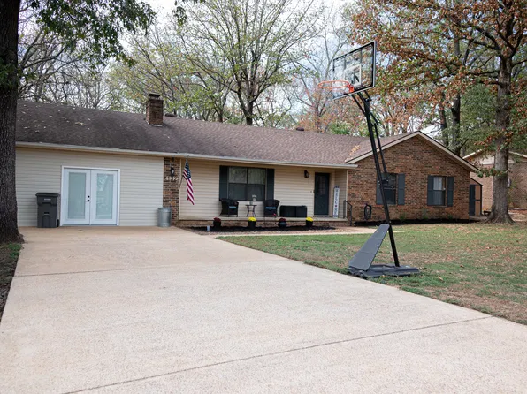 132 Chamblee Dr, Batesville, AR 72501