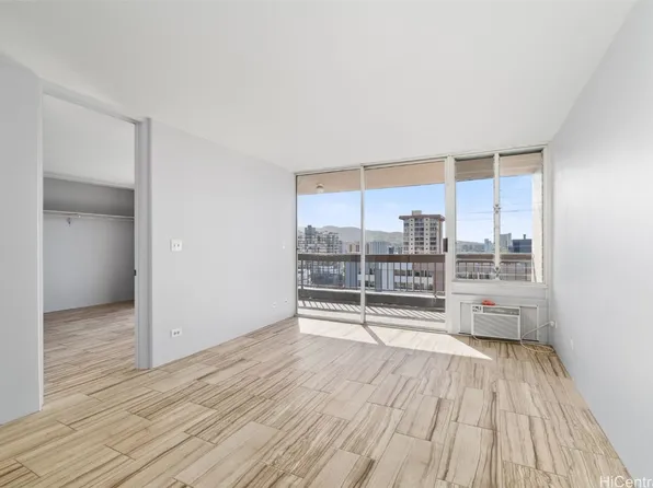 775 Kinalau Pl APT 1503, Honolulu, HI 96813