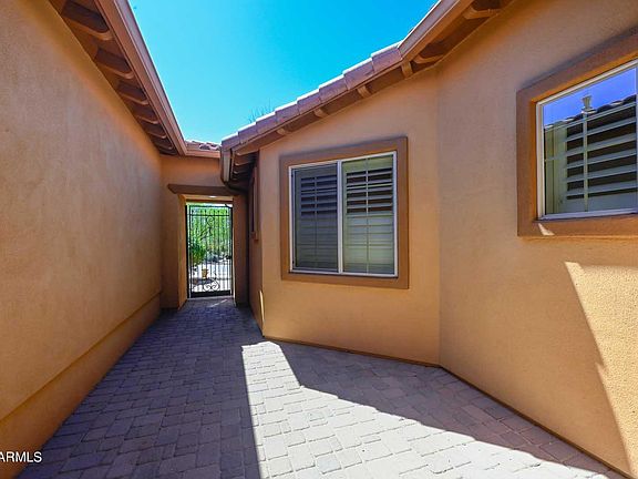 5th image of 12132 W DESERT MIRAGE Drive