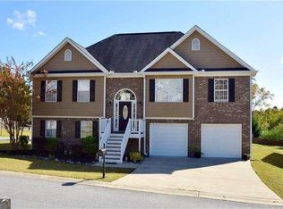 201 Omega Ct, Dallas, GA 30157