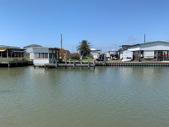 4th image of 1228 Rainbow Dr