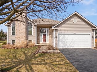 467 Red Wing Ln, Dekalb, IL 60115