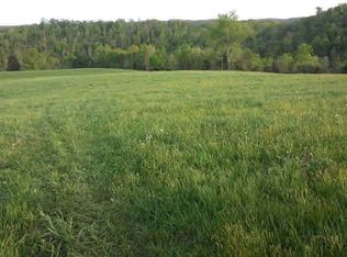 1148 Pulaski Giles Tpke, Pearisburg, VA 24134