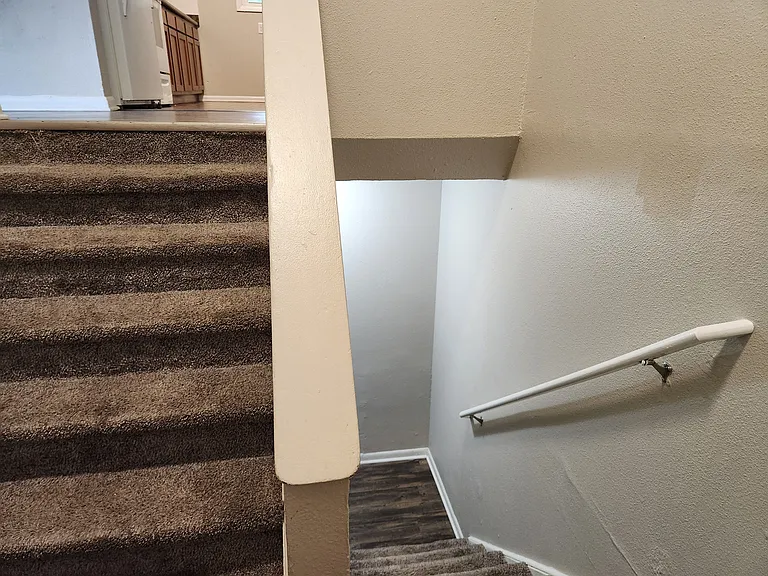 315 E Watrous Ave #317 — Photo 5
