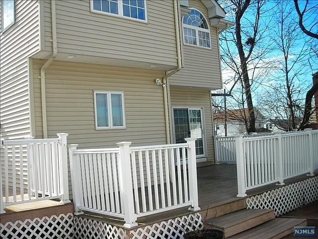 2nd image of 181 South St