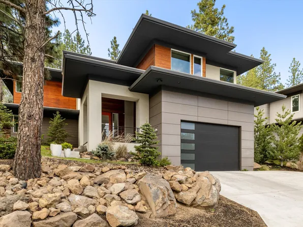 19504 SW Century Dr, Bend, OR 97702