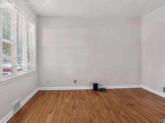 4th image of 4233 D St