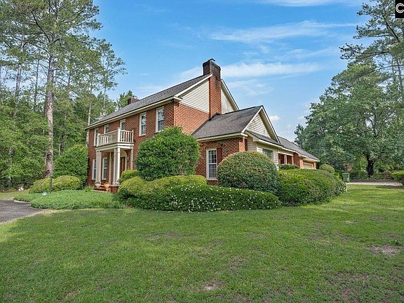 5th image of 129 Steeplechase Rd S