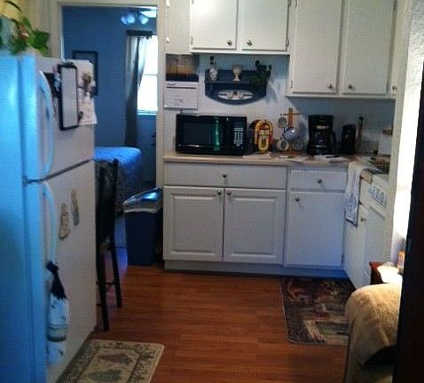 303 Grand #1 Kitchen