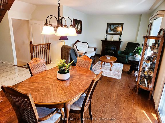 5th image of 127 Knapton Dr