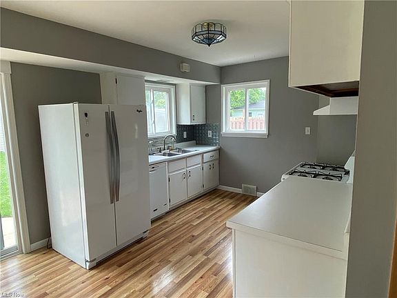 4th image of 13463 Yager Dr