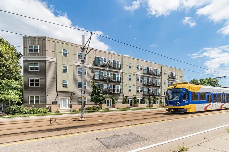 Vantage Flats Apartments