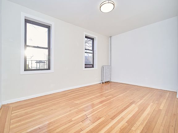 5th image of 222 Seaman Ave APT A2