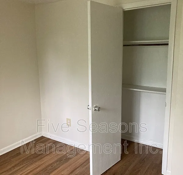 1036 Avenue B #N — Photo 11