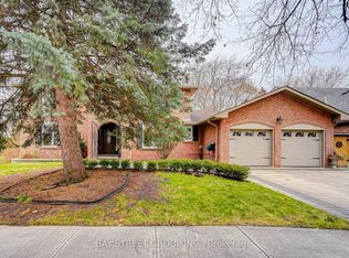 220 Arichat Rd, Oakville, ON L6J6A7