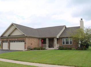 2312 Luther Lowell Ln, Sycamore, IL 60178
