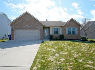 1467 Evergreen Dr, Lake View, NY 14085