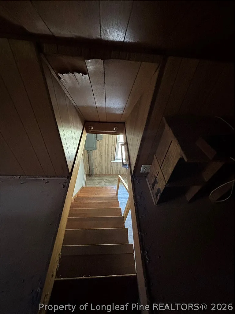 2 bed, 1.0 bath, 1051 sqft, $1,200 — Photo 4