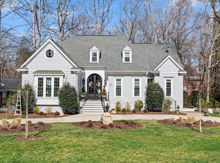 211 Bordeaux Ln, Cary, NC 27511