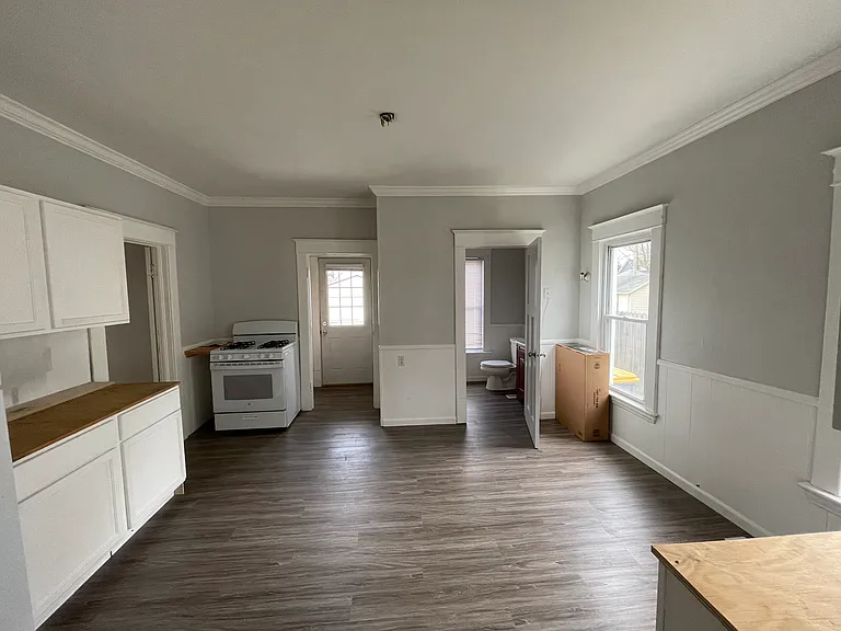 1017 Dayton St SW #1 — Photo 19