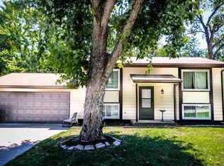 115 Famous Ave, O'Fallon, IL 62269