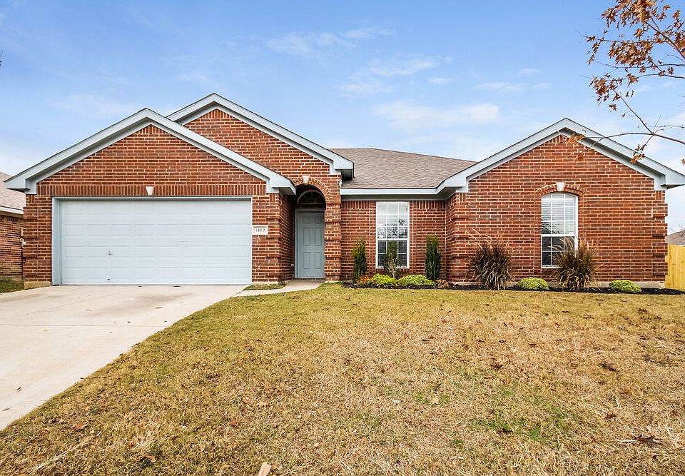 1st image of 1113 Dixon Ln