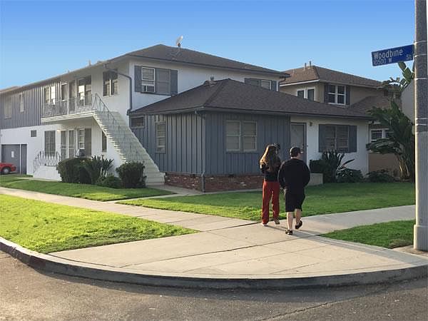 1st image of 10507 Woodbine St #10507