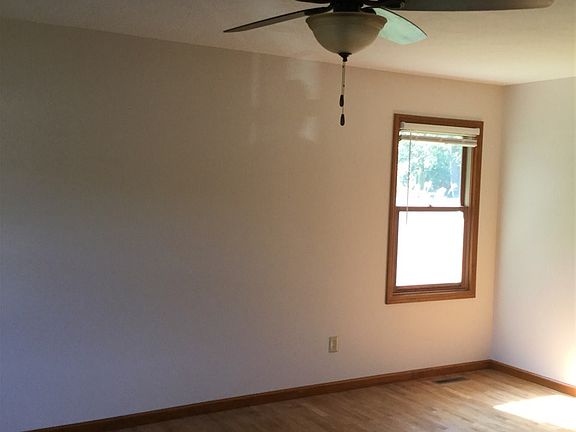 5th image of 57233 Sequoia Dr