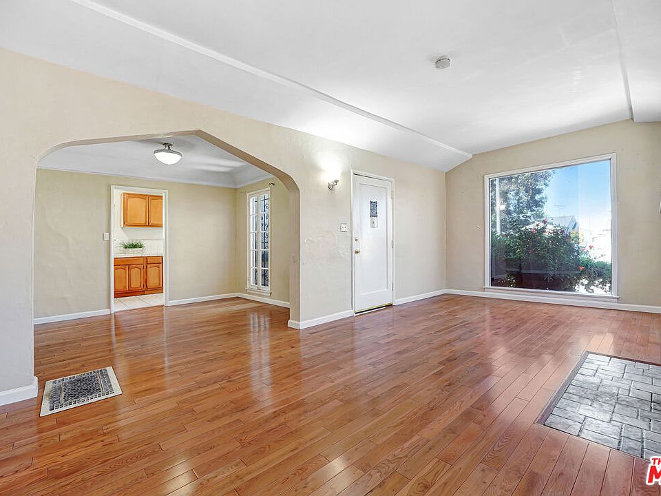 1st image of 9136 S Harvard Blvd