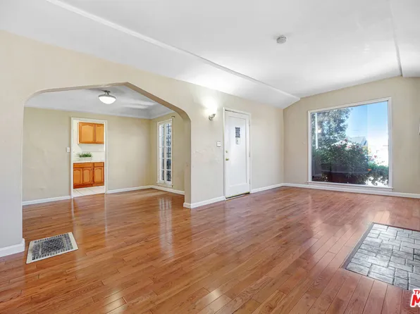 9136 S Harvard Blvd, Los Angeles, CA 90047