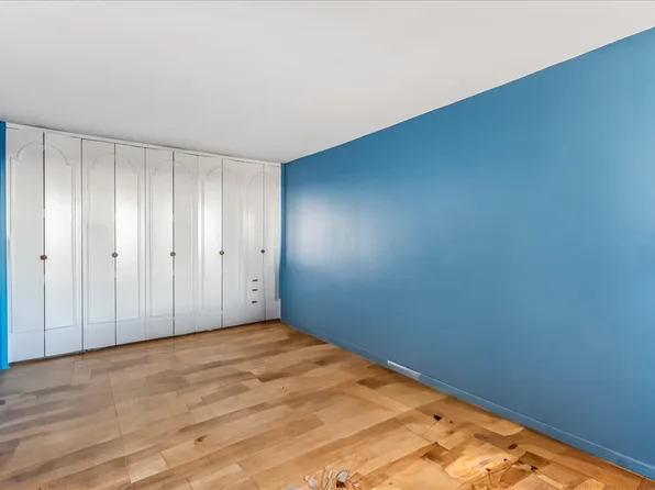 110-11 Queens Boulevard image 17 of 33