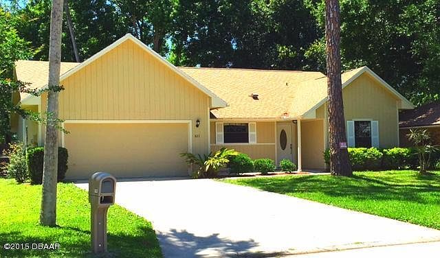 1st image of 823 W Victoria Cir