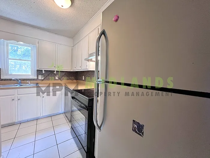 208 S Cromwell St #E — Photo 21