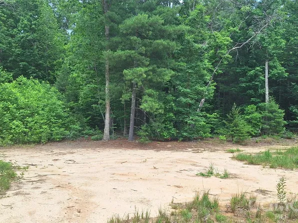 4204 Bennett Rd, Morganton, NC 28655